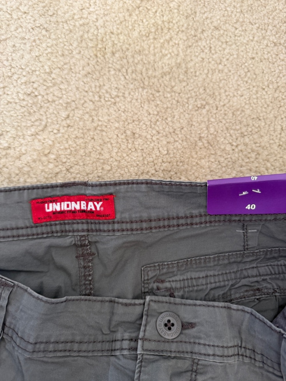 UNIONBAY Men's Gray Cargo Shorts NWT SIZE 40 - Picture 5 of 5